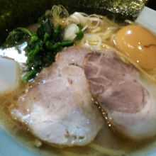 美味しい醤油豚骨