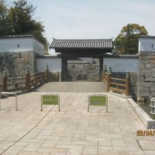 大手門の様子です。