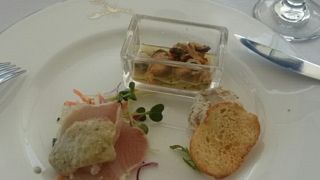 女性の多いレストラン