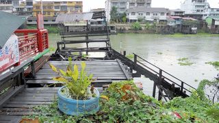 乗り場が壊れてしまったようです