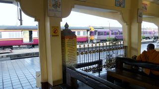 タイとラオスをつなぐ