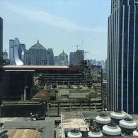 上層階ならBTSと逆側でもそこそこの眺望かな