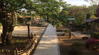 弘法大師像があります