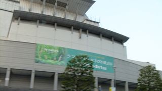 立派なホールです