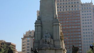 朝早くは人が少なめです