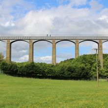 ここに来る人は、ほかに誰もいませんでしたが、絶景です