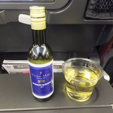 復路：飲み足りなかったので白ワインを追加ｗ