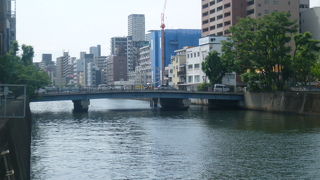 戦後に架けられた新しい橋です！