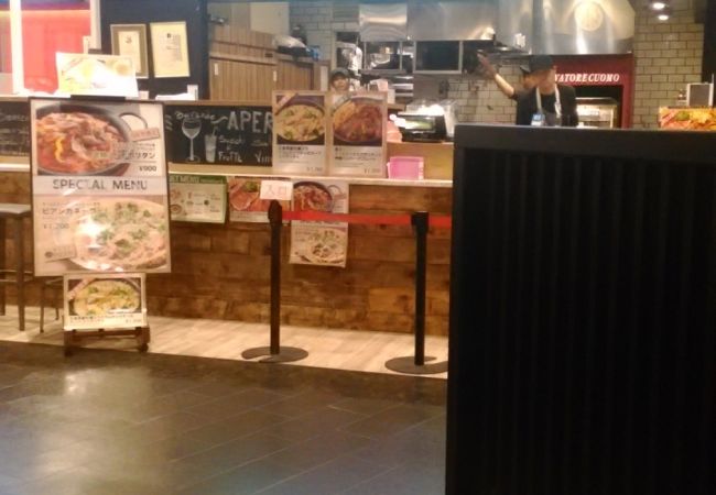 パスタやピッツアのお店です