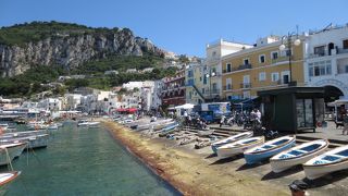 港周辺は人でごった返してました