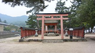 ひっそりとある神社です