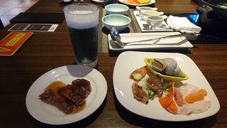 種類も多くて、おいしい。自分の好みでアレンジできるメニューもgood！