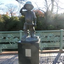 将軍の孫と言う彫刻