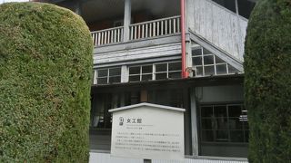 広いフランス人女性教師の住居とのこと