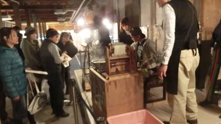 丁度ウズベキスタン展が行われていた