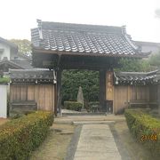 宮本武蔵のかかわった庭園があります。
