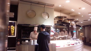 目の前で焼くステーキを好きなだけ