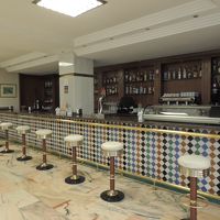 ロビー内にはミニバーもあります