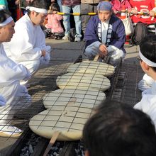 饅頭を焼いているところ