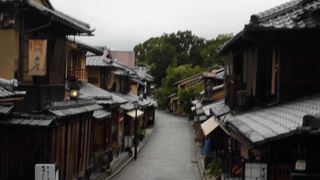 １００年前をイメージさせる道です