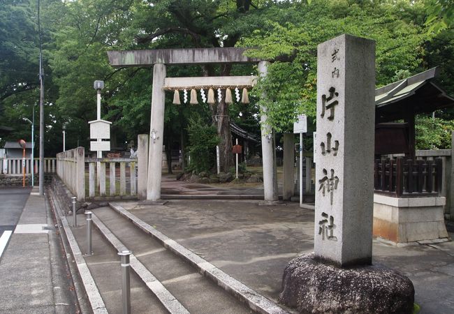 独特の雰囲気を感じる神社