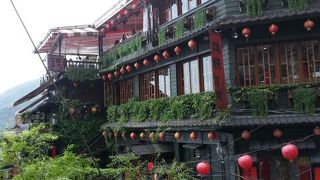 坂道を登って　階段を降りてくるのが楽