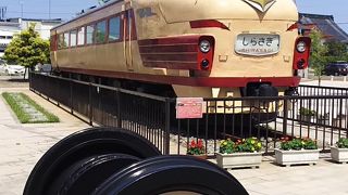 懐かしいボンネット型特急