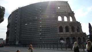 コロッセオの目の前