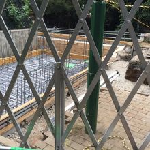 こちらもリニューアル工事中