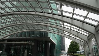 たくさんの方が働いています