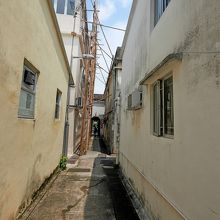 中は普通の家が多い