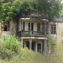 石廬　立ち入り禁止