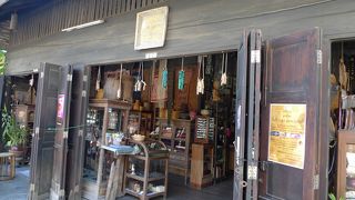 さすがに土産物レベルとは違う本物ばかり