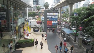 ヴィラマーケットがありました