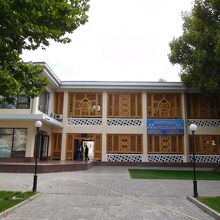 一見，レストランとわかりにくい