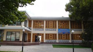 サマルカンドに行ったら，ぜひここ！