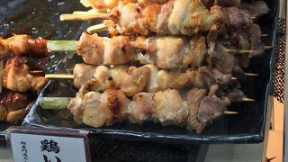 鶏三和 JR京都伊勢丹 で、鶏いろいろ串をいただく