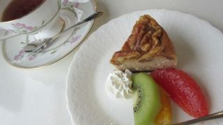 ケーキセットをいただきました