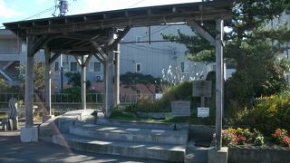 便利なロケーションにある