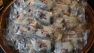 看板商品の天の川饅頭