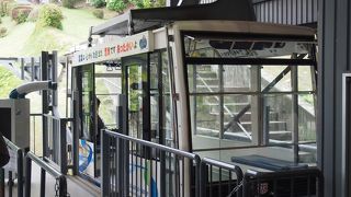 瀬戸内海を遠くに望む天守閣