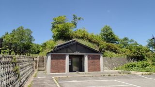 西吾妻スカイバレーの峠であり、バイオトイレがありました