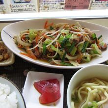 マグロのモツ炒め