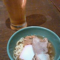 バータイムのラーメン。思ったよりもお食事の種類がありました。