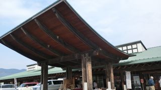 併設された美術館が素敵です