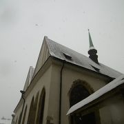 三角屋根の礼拝堂