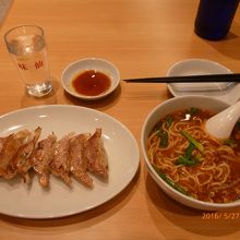 餃子も美味しいですよ