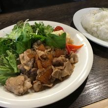 糸島ポークのソテーランチ