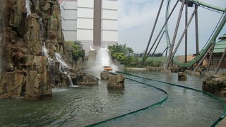 恐竜ザブーン！