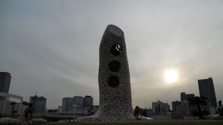 不思議な形の鐘楼